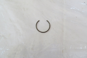 Кольцо стопорное поршневого пальца ISF2.8 (АНАЛОГ) (C)